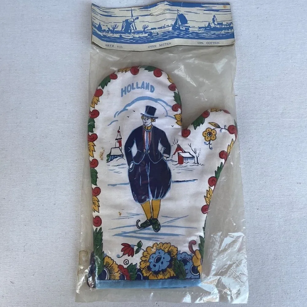 Vintage Holland Oven Mitt